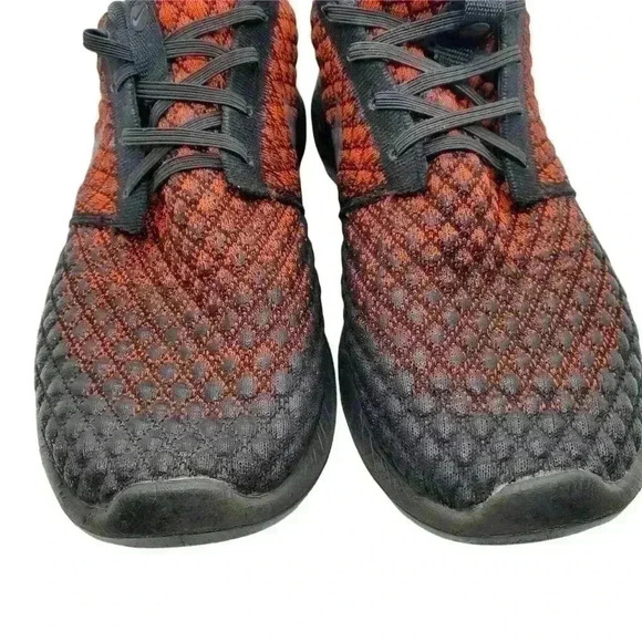 Nike Roshe Two Flyknit 365 Men’s 10 Bright Crimson Dark Grey Black 859535-600 - Picture 6 of 8